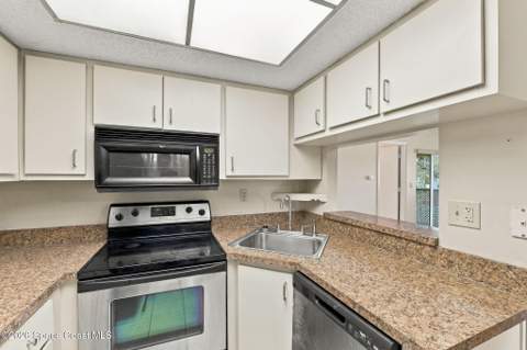1633 Sunny Brook Lane #H201, Palm Bay FL - photo 10 of 29