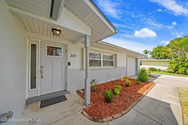 3 bedroom Single Family Residence at 309 Amherst Avenue, University Park Sec A, Melbourne — photo 5