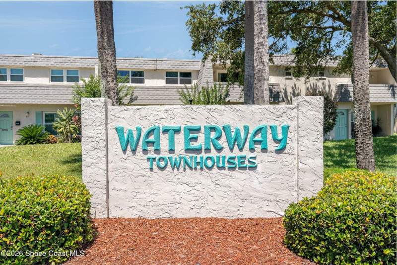 3 bedroom Townhouse at 426 Blue Jay Lane, Waterway Townhouse Condo 1, Satellite Beach — photo 2