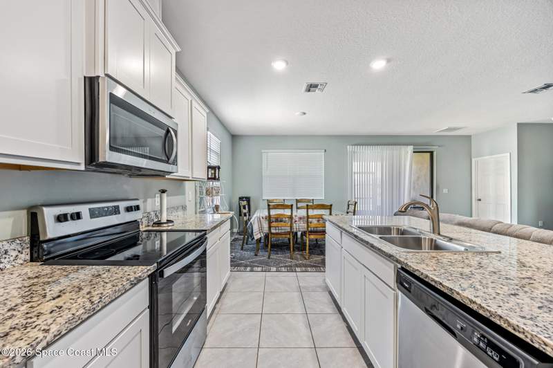 4 bedroom Single Family Residence at 7151 Tanzanite Place, Crystal Bay Phase Two, Grant-Valkaria — photo 5