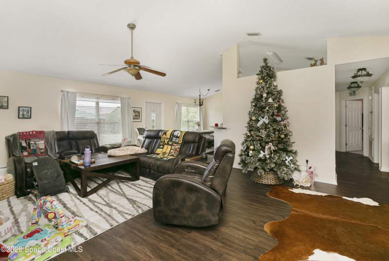 3 bedroom Single Family Residence at 382 Hatcher Street, Port Malabar Unit 10, Palm Bay — photo 5