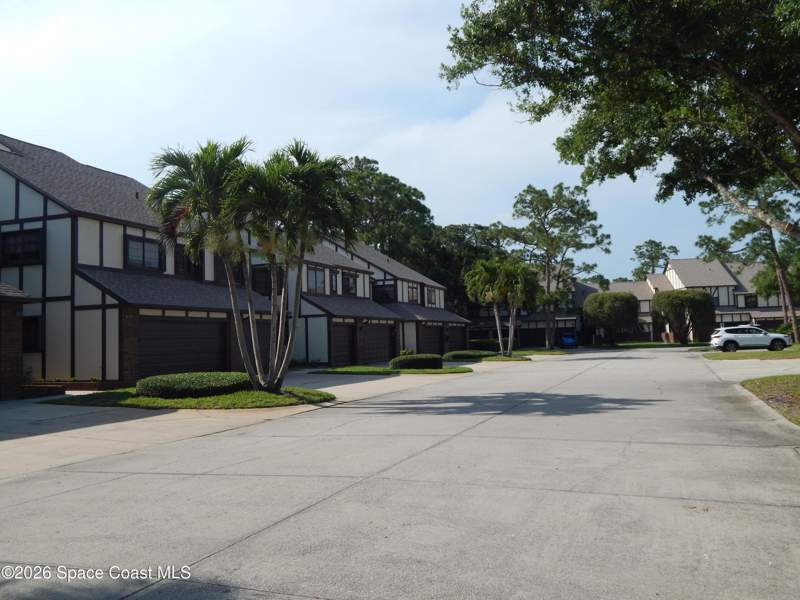 3 bedroom Condominium at 865 Greenwood Manor Circle #5-F, Greenwood Manor Condo No 1, West Melbourne — photo 2