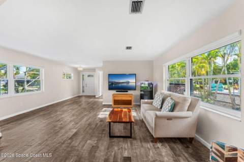 423 6th Avenue, Melbourne Beach FL - photo 7 of 42