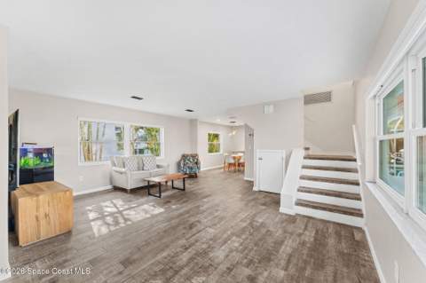 423 6th Avenue, Melbourne Beach FL - photo 6 of 42