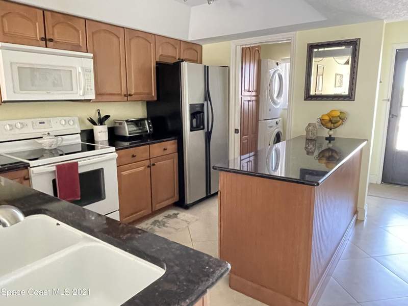 2 bedroom Condominium at 8494 Ridgewood Avenue #4302, Canaveral Sands Condo Ph IV, Cape Canaveral — photo 4