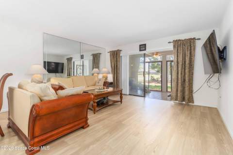 227 Augusta Way, Melbourne FL - photo 8 of 38
