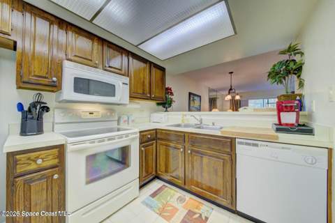 227 Augusta Way, Melbourne FL - photo 11 of 38
