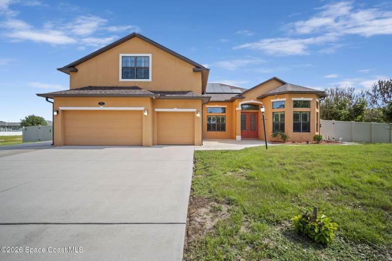 6 bedroom Single Family Residence at 900 Hall Road, Weber Woods, Satellite Beach — photo 4