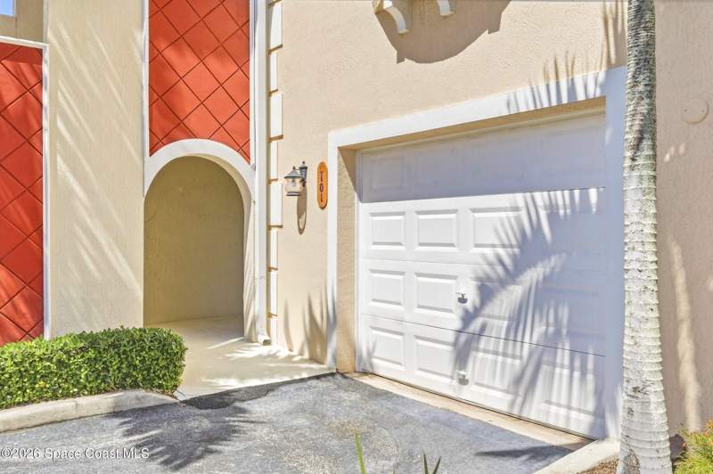 2 bedroom Condominium at 129 Lancha Circle #101, Palm Springs Condo, Satellite Beach — photo 2