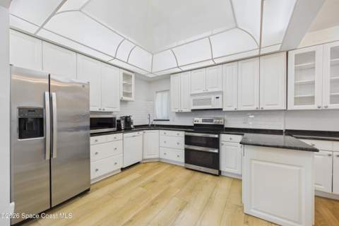 3039 S Highway A1a #2e, Melbourne Beach FL - photo 19 of 25