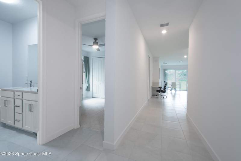 3 bedroom Single Family Residence at 560 Veridian Circle, Edgewood at Everlands, Palm Bay — photo 5