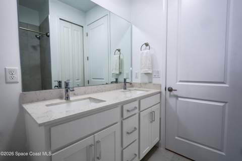560 Veridian Circle, Palm Bay FL - photo 7 of 33
