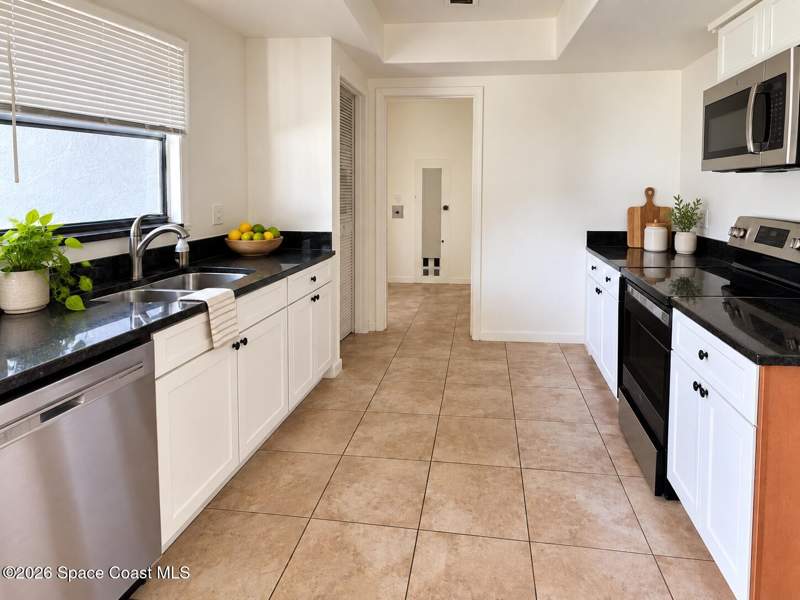 3 bedroom Single Family Residence at 4365 Westlake Drive, Hickory Trails Sec 2, Titusville — photo 3