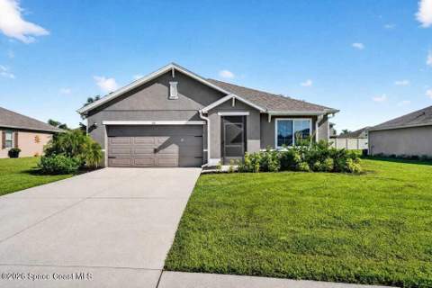 211 Guinevere Drive, Palm Bay FL - photo 21 of 50
