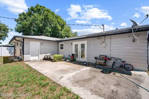 790 Bianca Drive, Palm Bay FL - photo 18 of 36