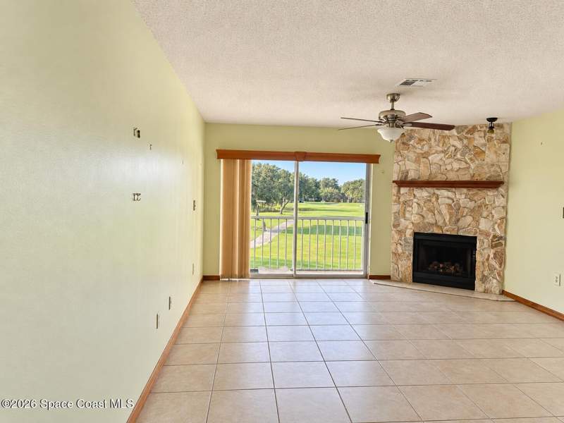 2 bedroom Condominium at 1600 Woodland Drive #8211, The Oaks of Country Club Condo Ph I, Rockledge — photo 4