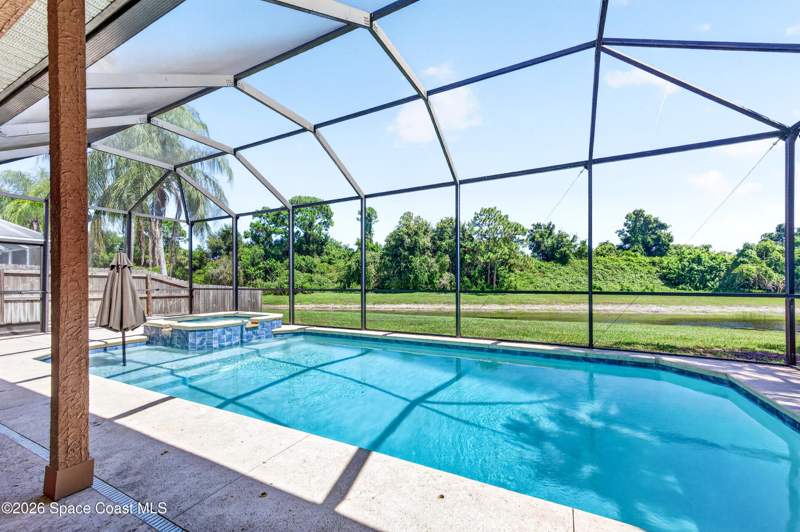 4 bedroom Single Family Residence at 2410 Summer Brook Street, Summer Brook Section 3, Melbourne — photo 5