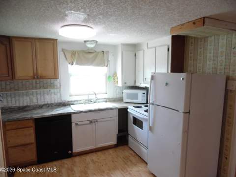 514 Puffin Drive, Micco FL - photo 10 of 17