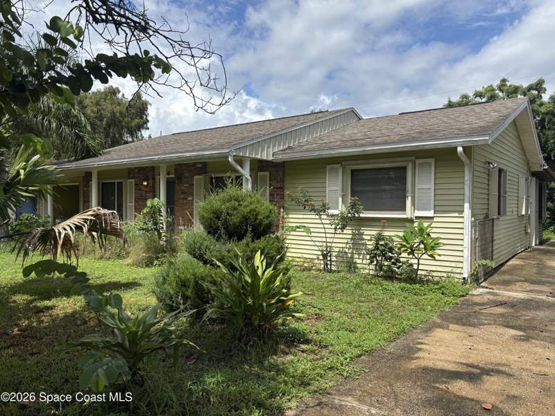 3 bedroom Single Family Residence at 1520 Nassau Street, Indian River Heights Unit 18, Titusville — photo 2
