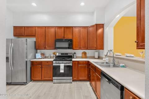 125 Joe Place #25, Cape Canaveral FL - photo 12 of 74