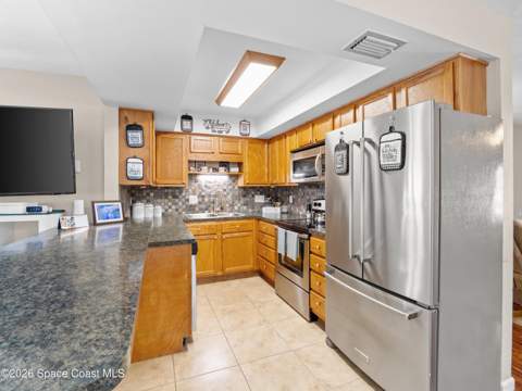 761 Ixora Drive, Melbourne FL - photo 9 of 24