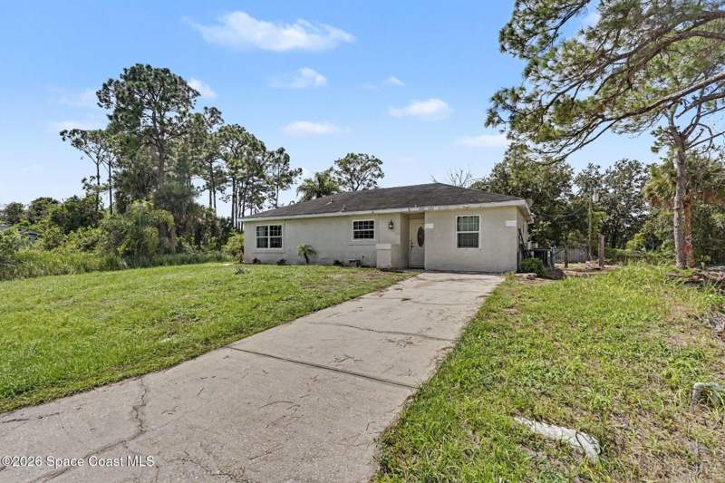 3 bedroom Single Family Residence at 280 Tipton Road, Port Malabar Unit 19, Palm Bay — photo 4