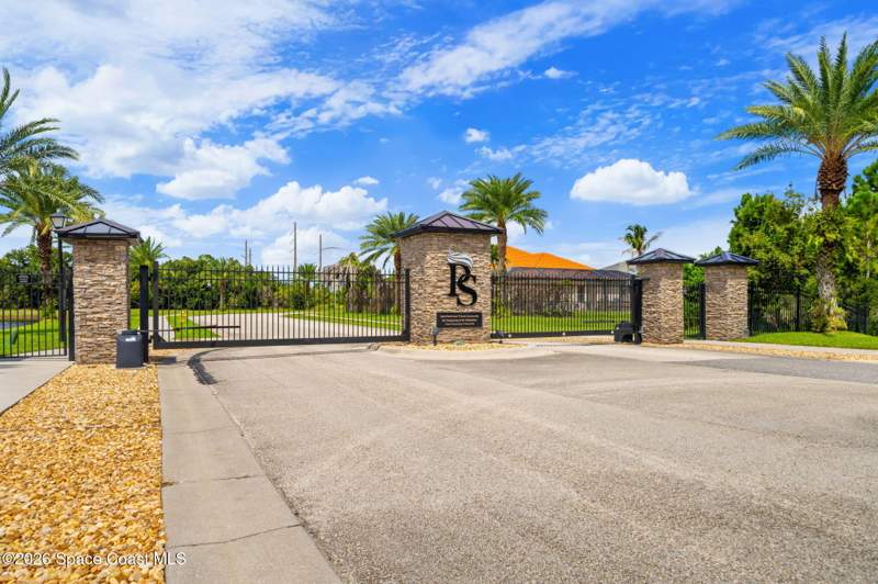 5 bedroom Single Family Residence at 4610 Leo Lane, Pineda Springs, Melbourne — photo 3