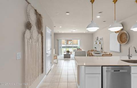 4403 Jetty Lane Ne, Palm Bay FL - photo 6 of 16