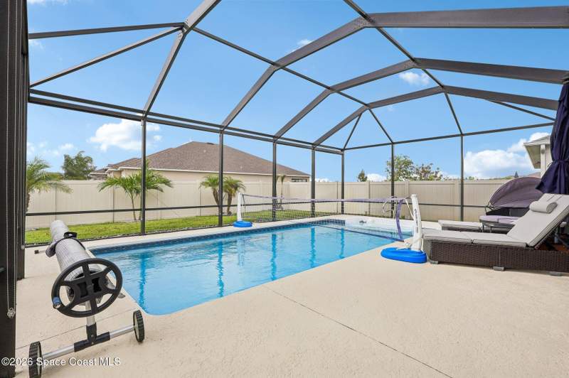3 bedroom Single Family Residence at 1914 Middlebury Drive, Waterstone Plat 1 Pud, Palm Bay — photo 2