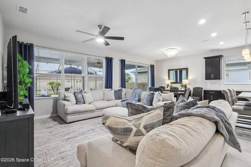 3 bedroom Single Family Residence at 1914 Middlebury Drive, Waterstone Plat 1 Pud, Palm Bay — photo 3