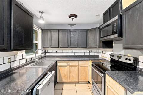 1400 Milton Street, Titusville FL - photo 10 of 38