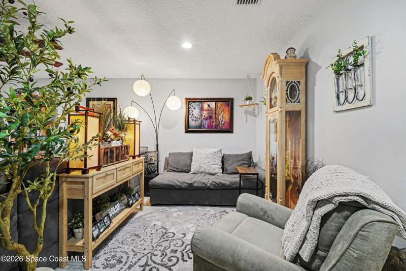 3 bedroom Townhouse at 1926 Dipol Courtway, Titusvillage Sec I, Titusville — photo 4