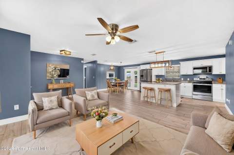 6075 Grissom Parkway, Cocoa FL - photo 7 of 35