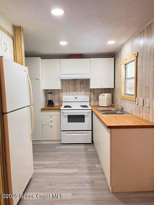 2 bedroom Manufactured Home at 3255 Karen Avenue, Northgate Mobile Ranch 1st Add, Mims — photo 5