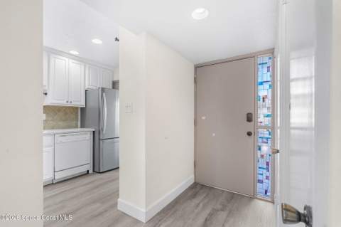 142 Palmetto Avenue #12-2, Indialantic FL - photo 6 of 29