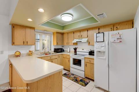 4037 Bayberry Drive, Melbourne FL - photo 10 of 33