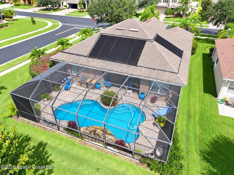 4 bedroom Single Family Residence at 206 Broyles Drive, Replat of Holly Trace Bayside Lakes, Palm Bay — photo 3
