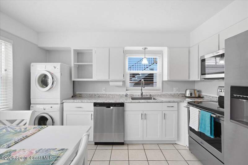 2 bedroom Condominium at 420 Johnson Avenue #1, Avon By The Sea, Cape Canaveral — photo 3
