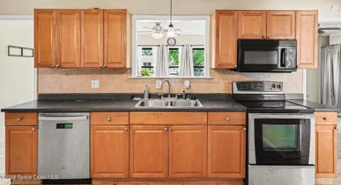2608 Pepper Avenue, Melbourne FL - photo 16 of 31