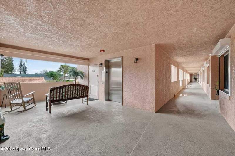 3 bedroom Condominium at 343 N Tropical Trail #204, Island Cove Condo Ph 1, Merritt Island — photo 4