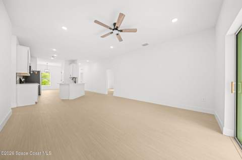 1024 Tevis Street, Palm Bay FL - photo 13 of 27