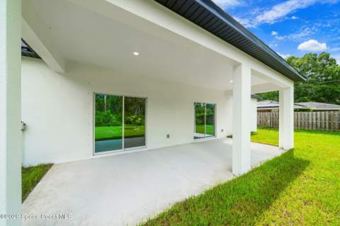 1024 Tevis Street, Palm Bay FL - photo 6 of 27