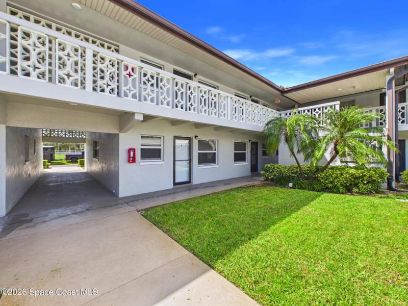 1 bedroom Condominium at 5600 N Banana River Boulevard #31, Windward Apts Condo, Cocoa Beach — photo 2