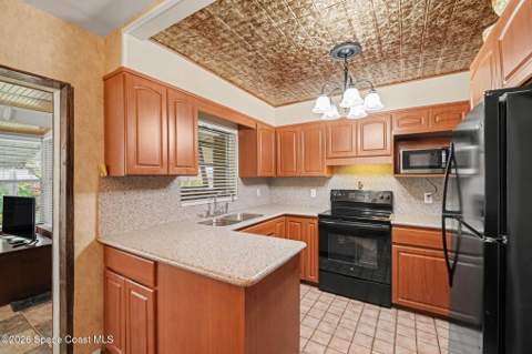 425 Norwood Street, Merritt Island FL - photo 8 of 34