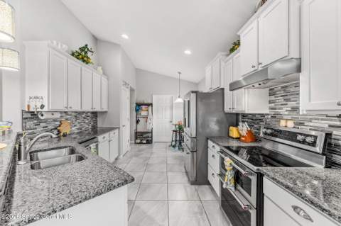 3994 Radley Drive, West Melbourne FL - photo 11 of 35
