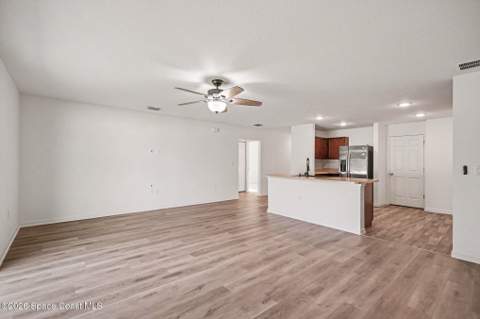 563 Gallagher Street, Palm Bay FL - photo 7 of 34