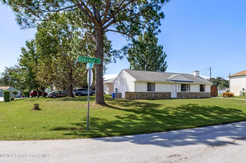 2 bedroom Single Family Residence at 1098 Durango Street, Port Malabar Unit 9, Palm Bay — photo 5