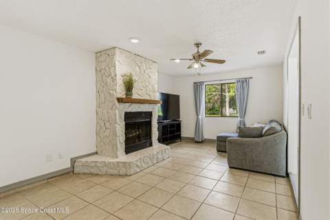 1098 Durango Street, Palm Bay FL - photo 15 of 50