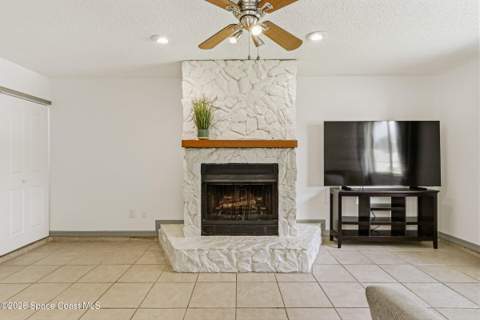 1098 Durango Street, Palm Bay FL - photo 17 of 50