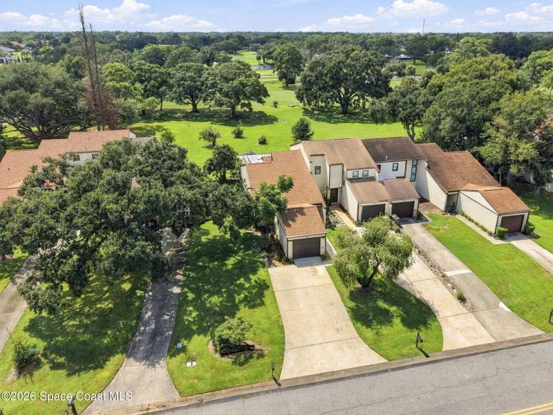 3 bedroom Townhouse at 1197 Saint Andrews Drive, Rockledge Country Club Estates Townhouse Section, Rockledge — photo 2